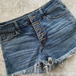 JUST USA High-Rise Jean Shorts - Small
